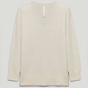 Aritzia Pomo Sweater